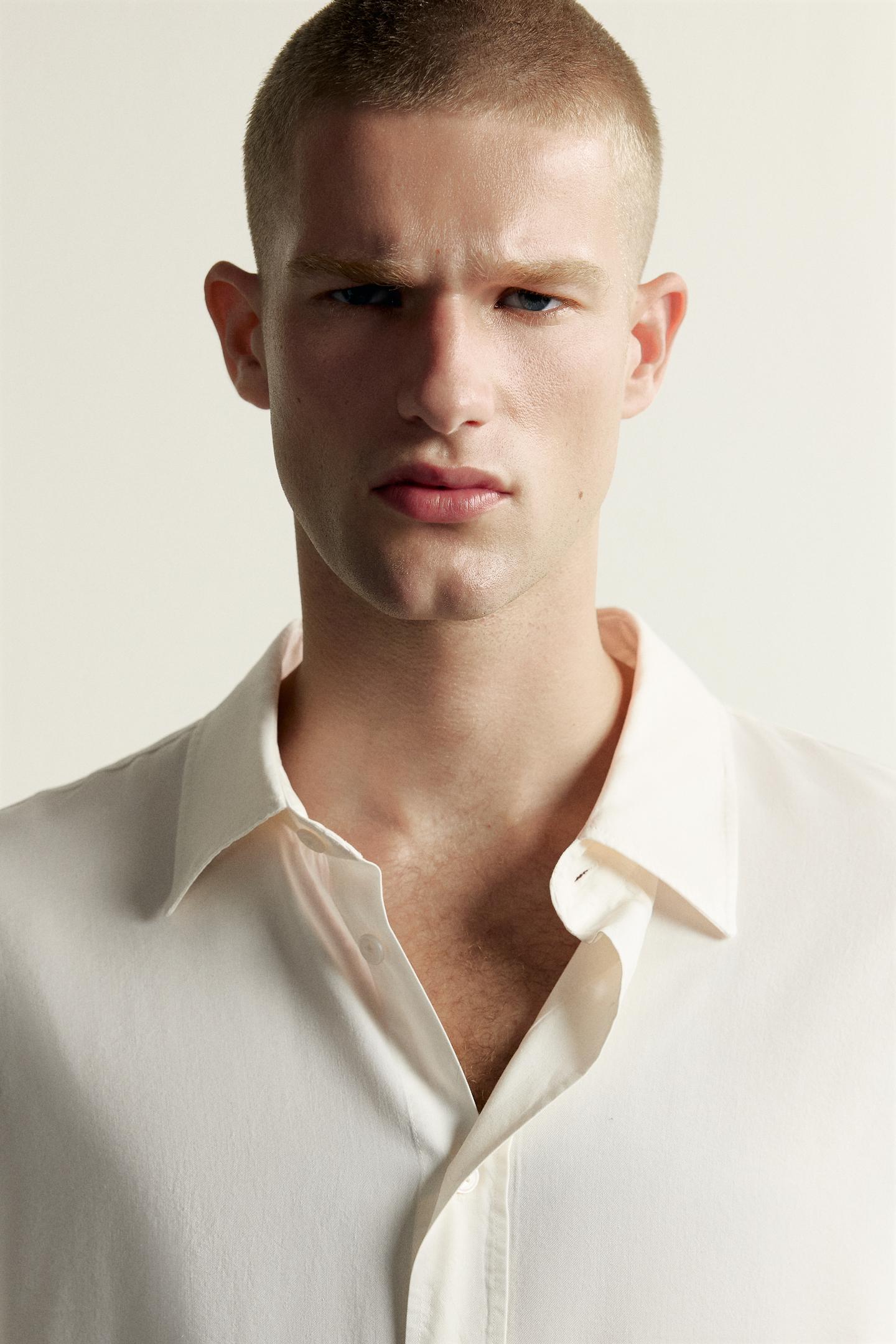 Мужская рубашка Zara Relaxed-Fit Fluid, цвет: Экрю — фото 5