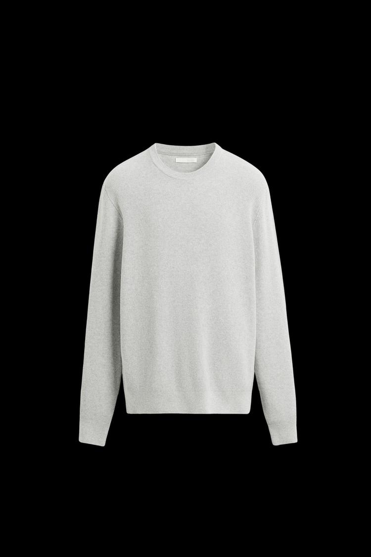 REGULAR FIT TEXTURED SWEATER