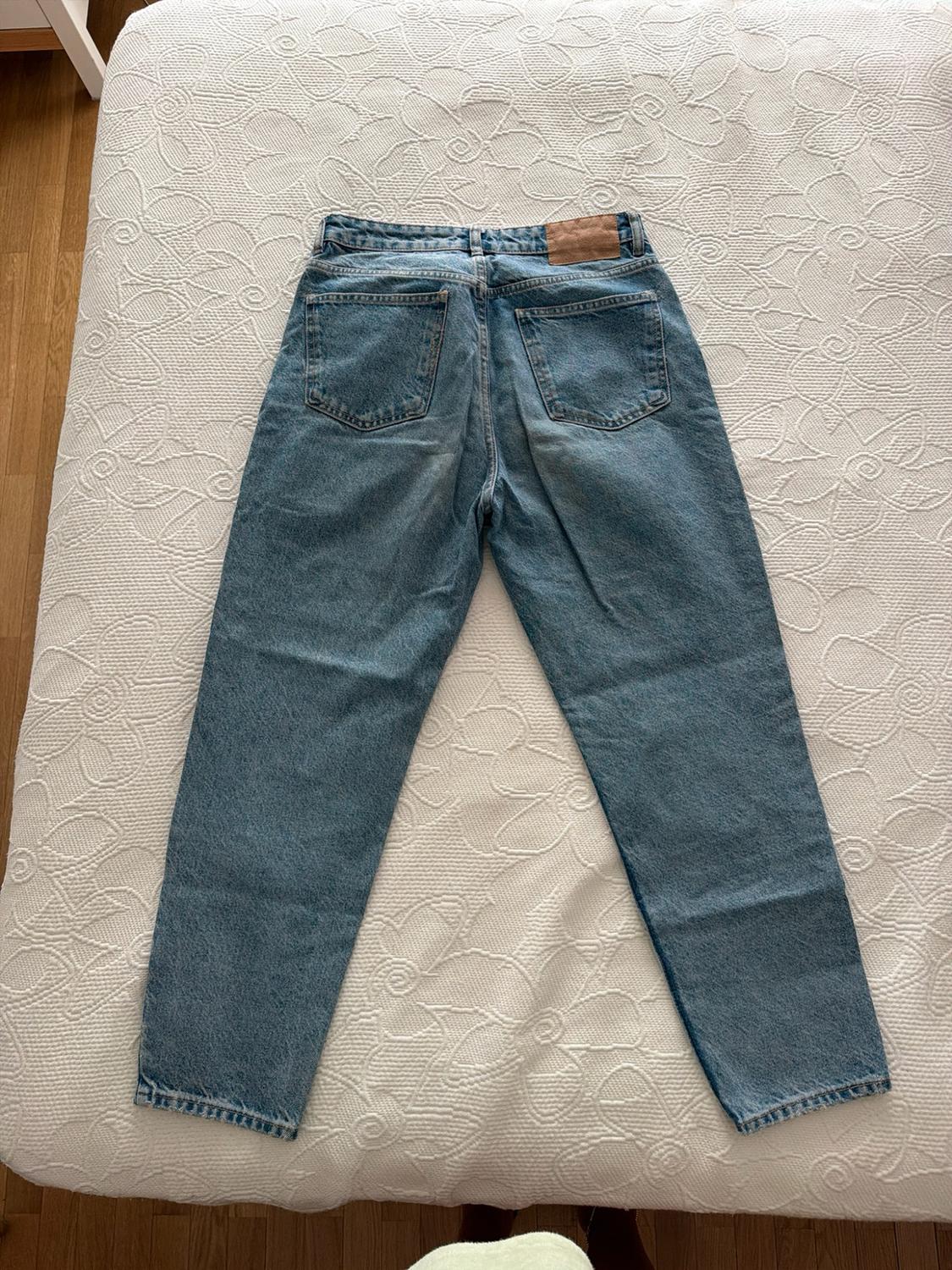 AUTHENTIC DENIM MOM JEANS - Image 8
