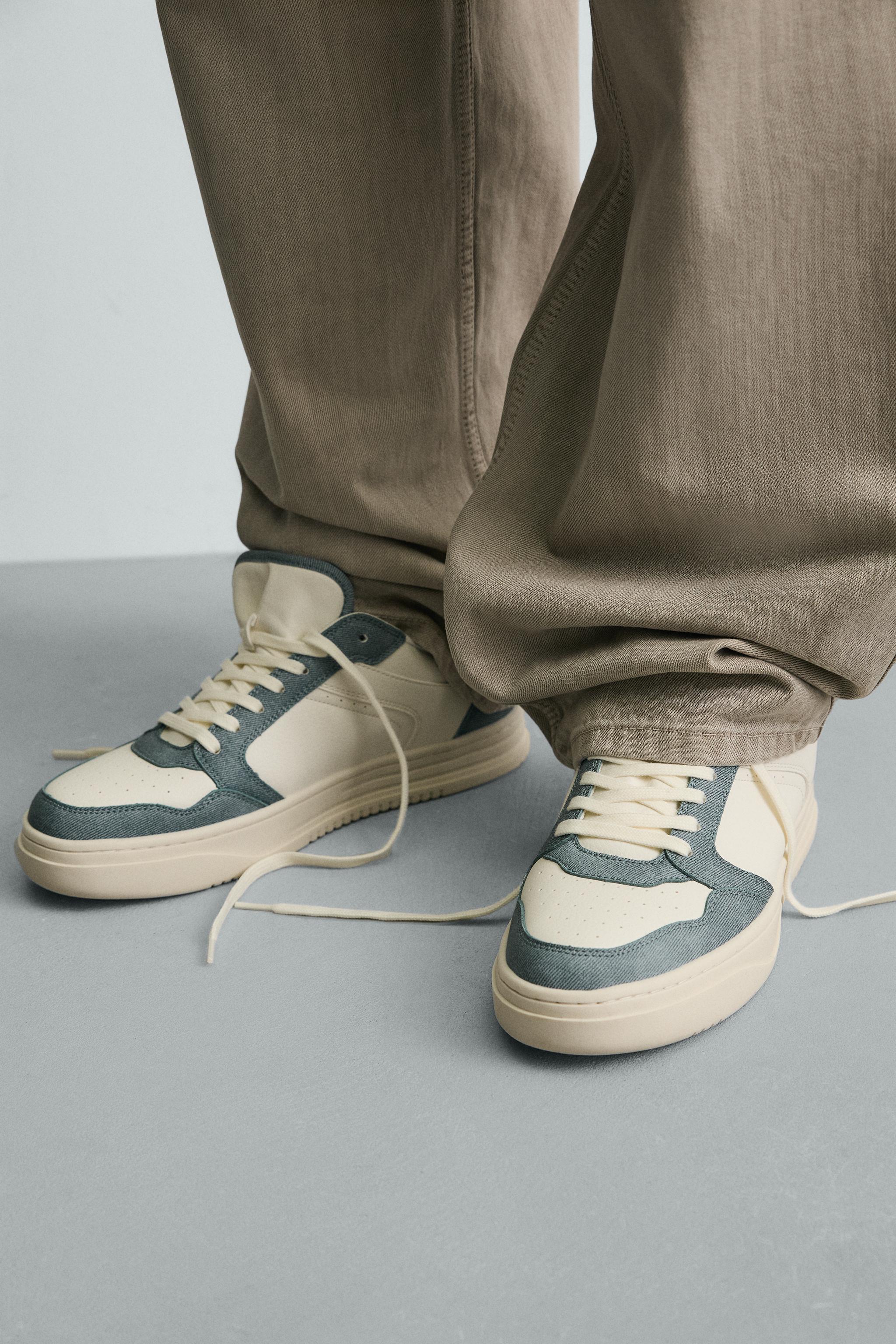 RETRO STYLE SNEAKERS