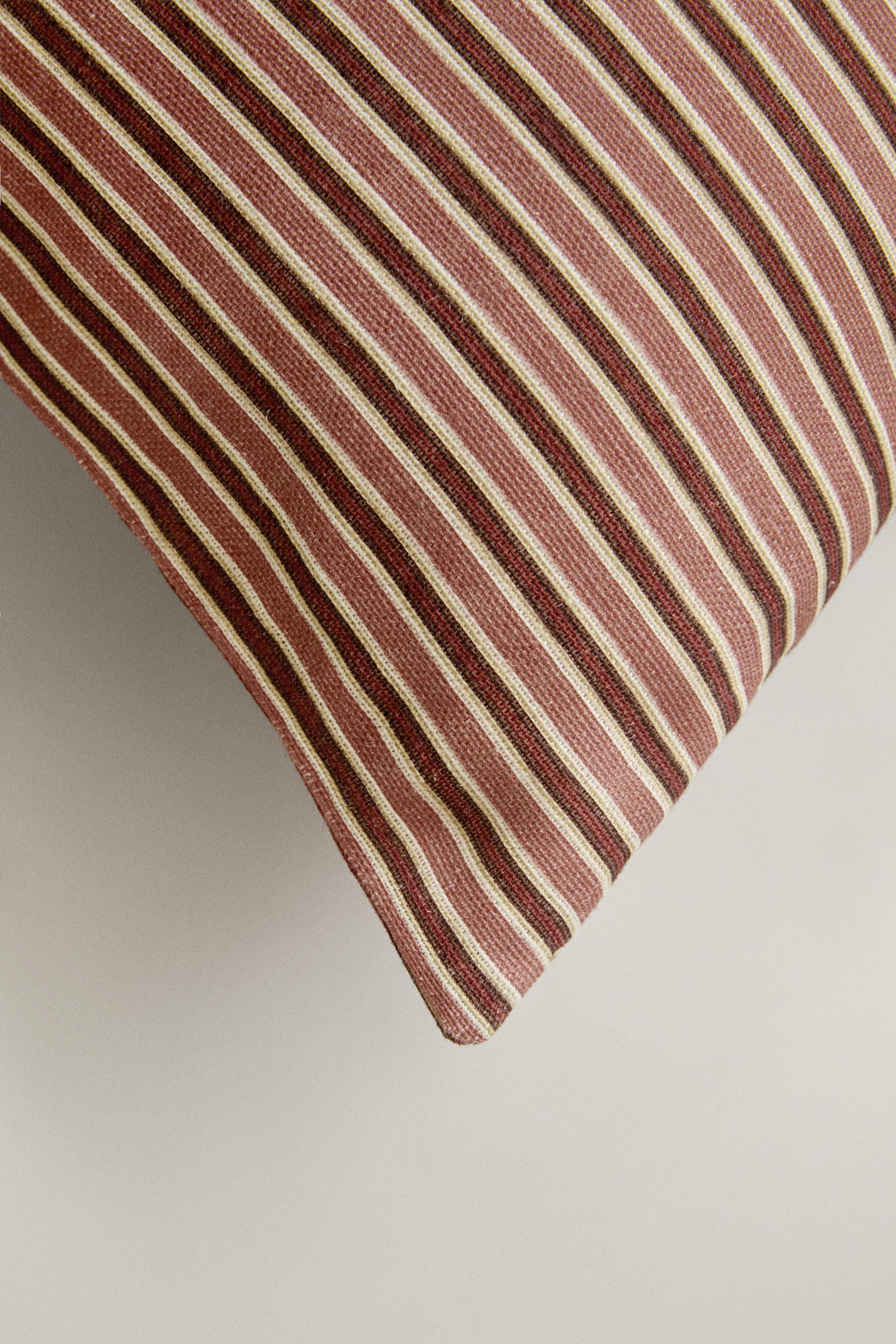 STRIPED CUSHION COVER — Pink