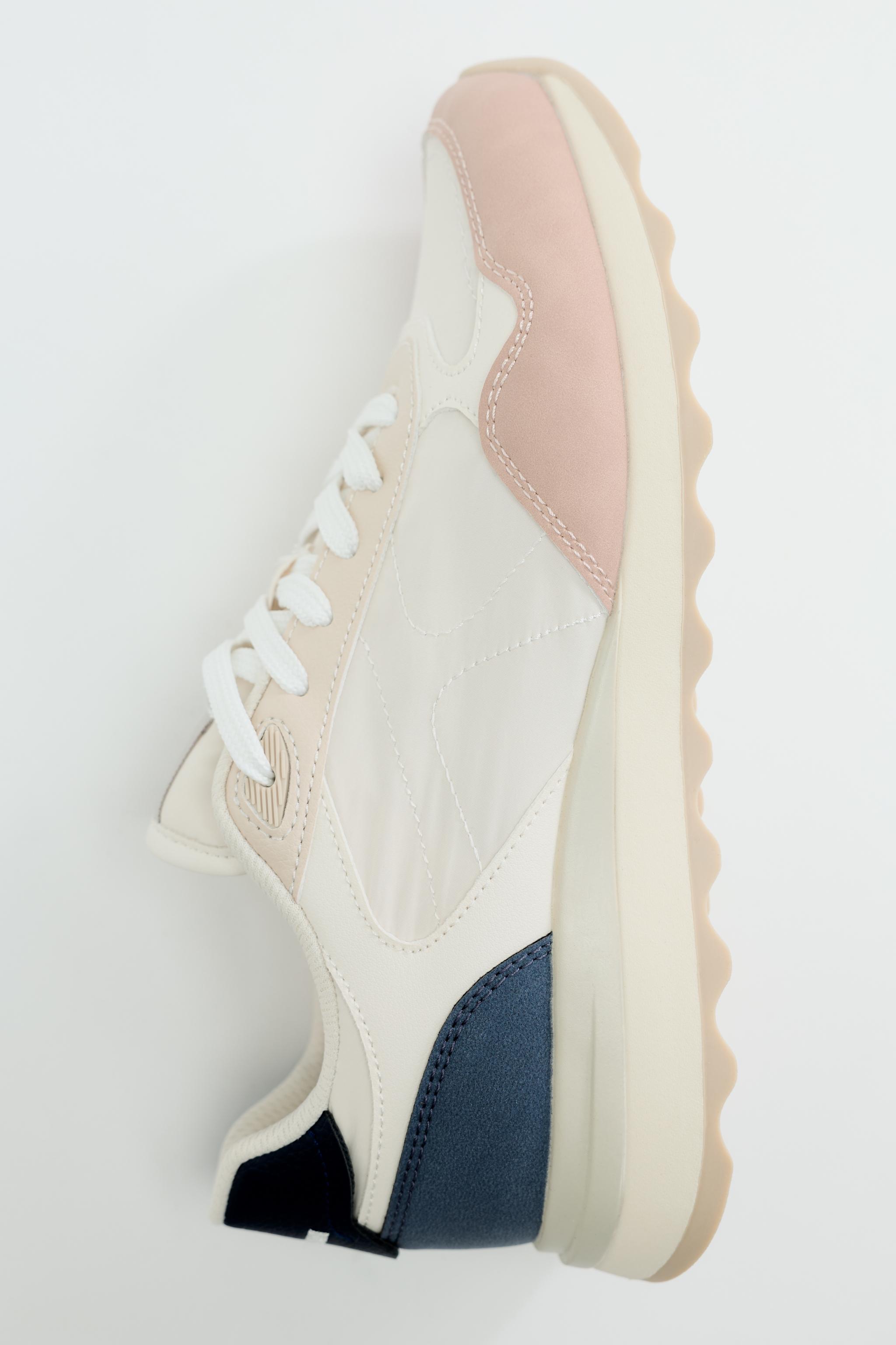 Zara store sneakers women