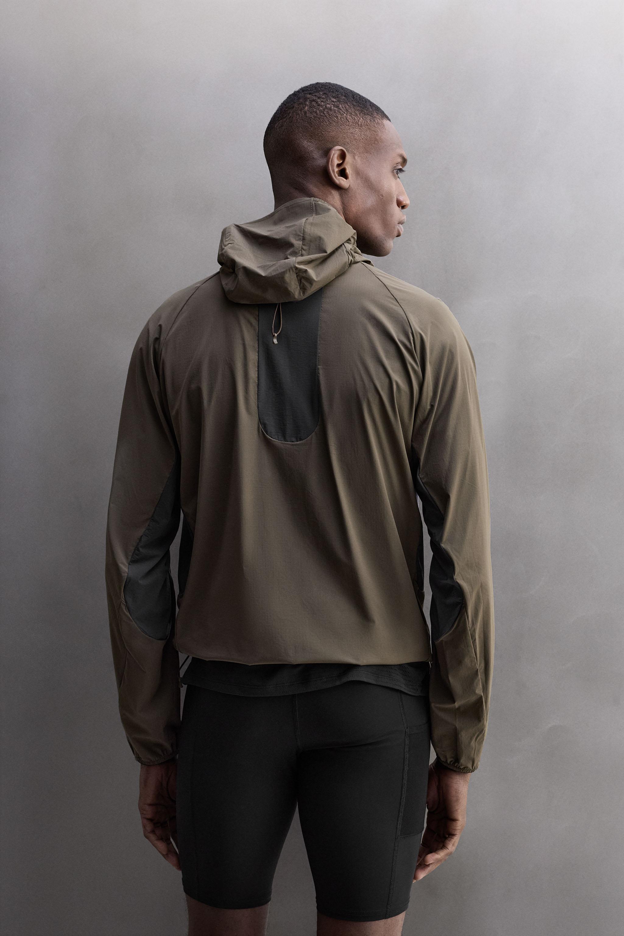 軽量ランニングテクニカルジャケット - ブラウン | ZARA Japan / 日本