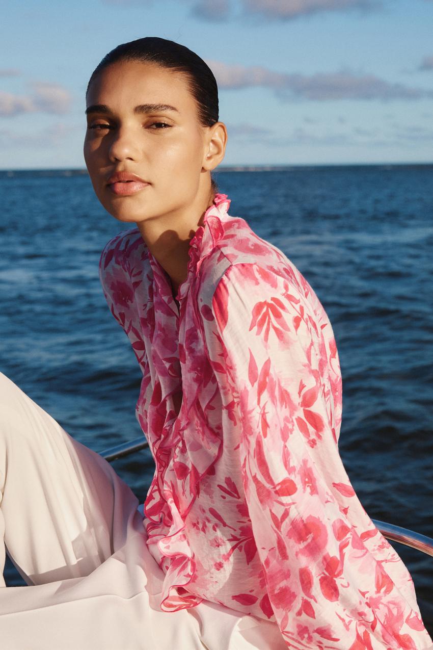 RUFFLED PRINT BLOUSE