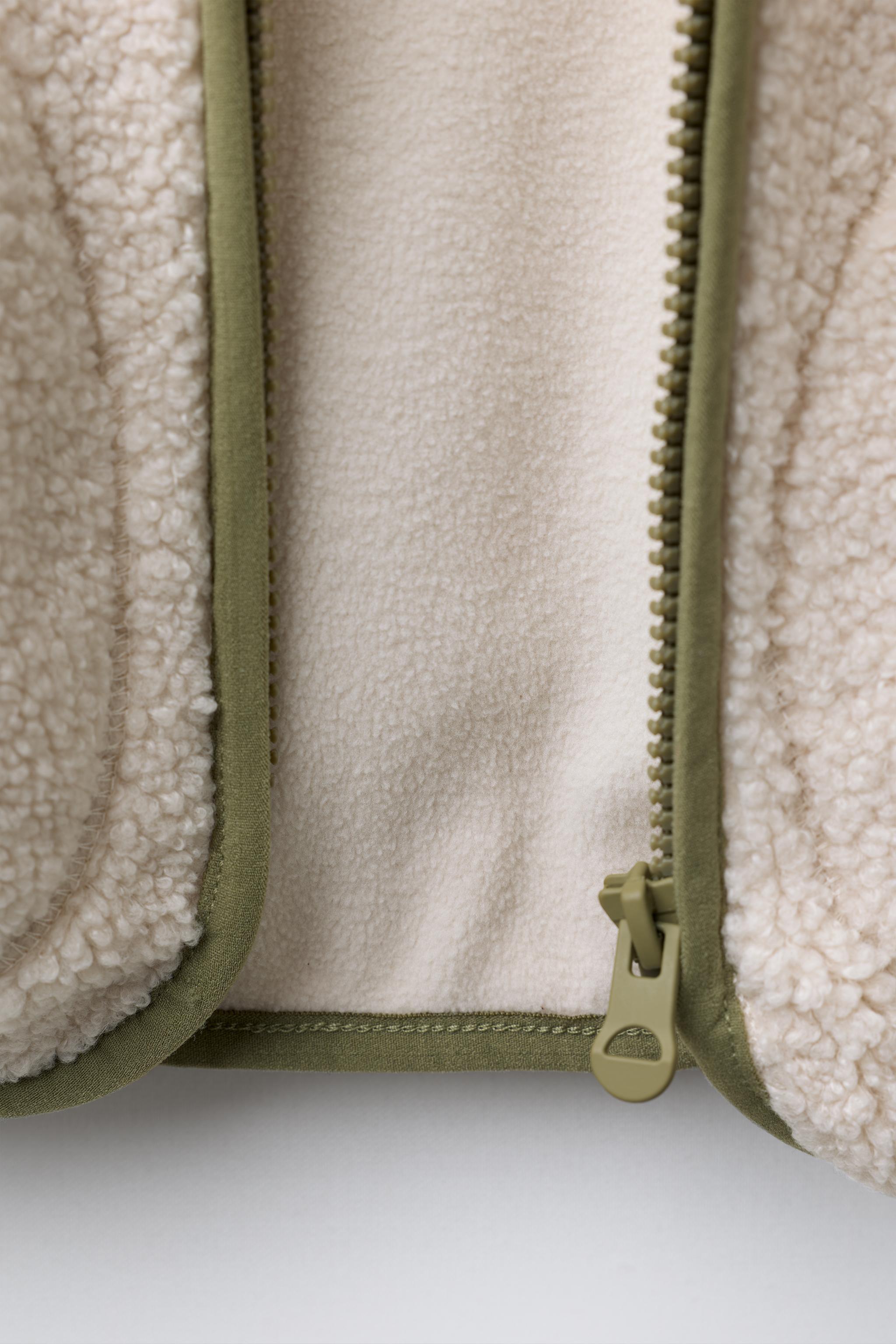 FLEECE JACKET