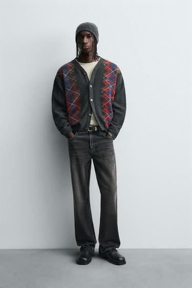 JACQUARD-STRICKJACKE MIT RAUTENMUSTER - Anthrazitgrau von Zara