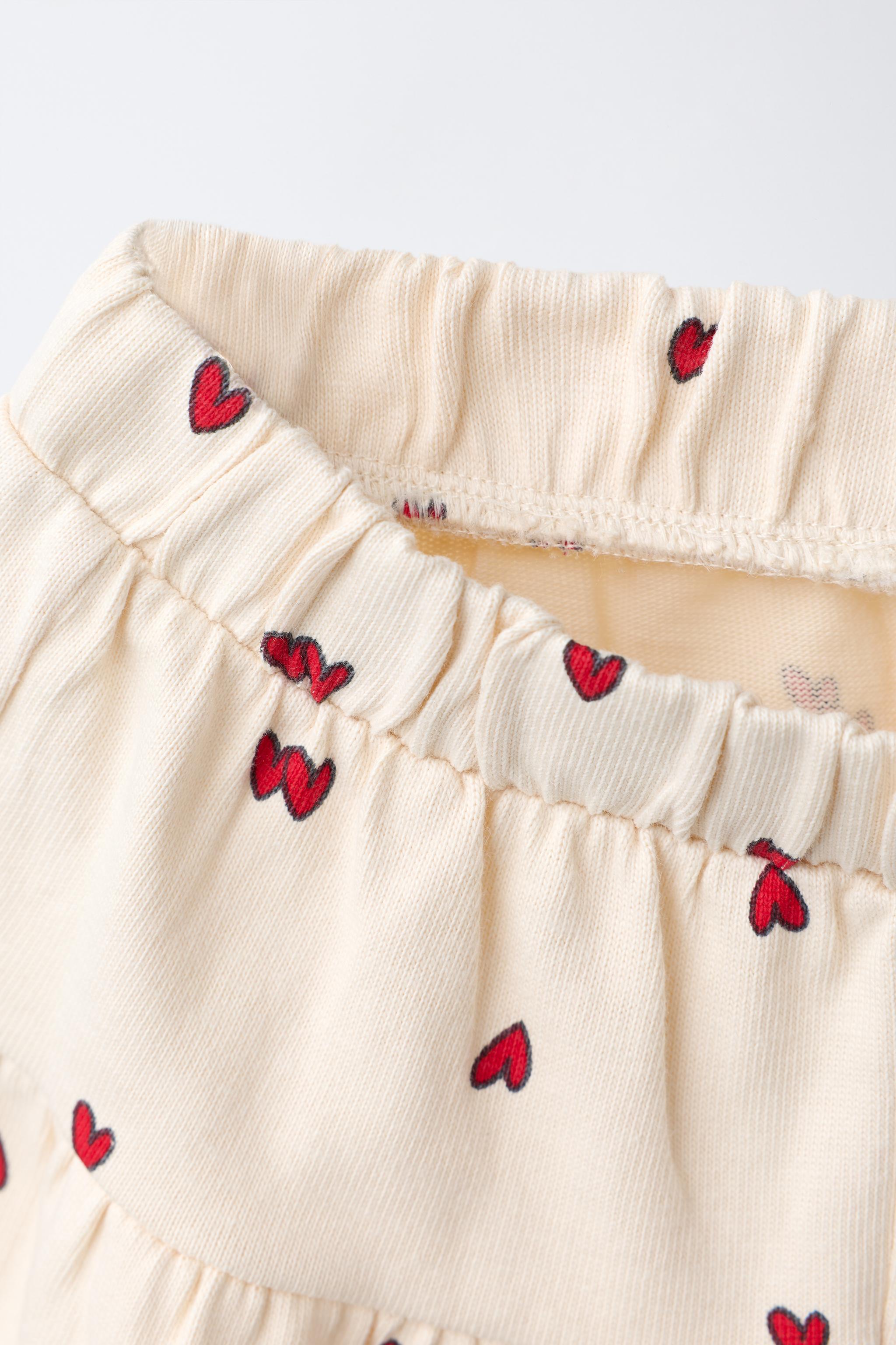 PRINTED PLUSH SHORTS