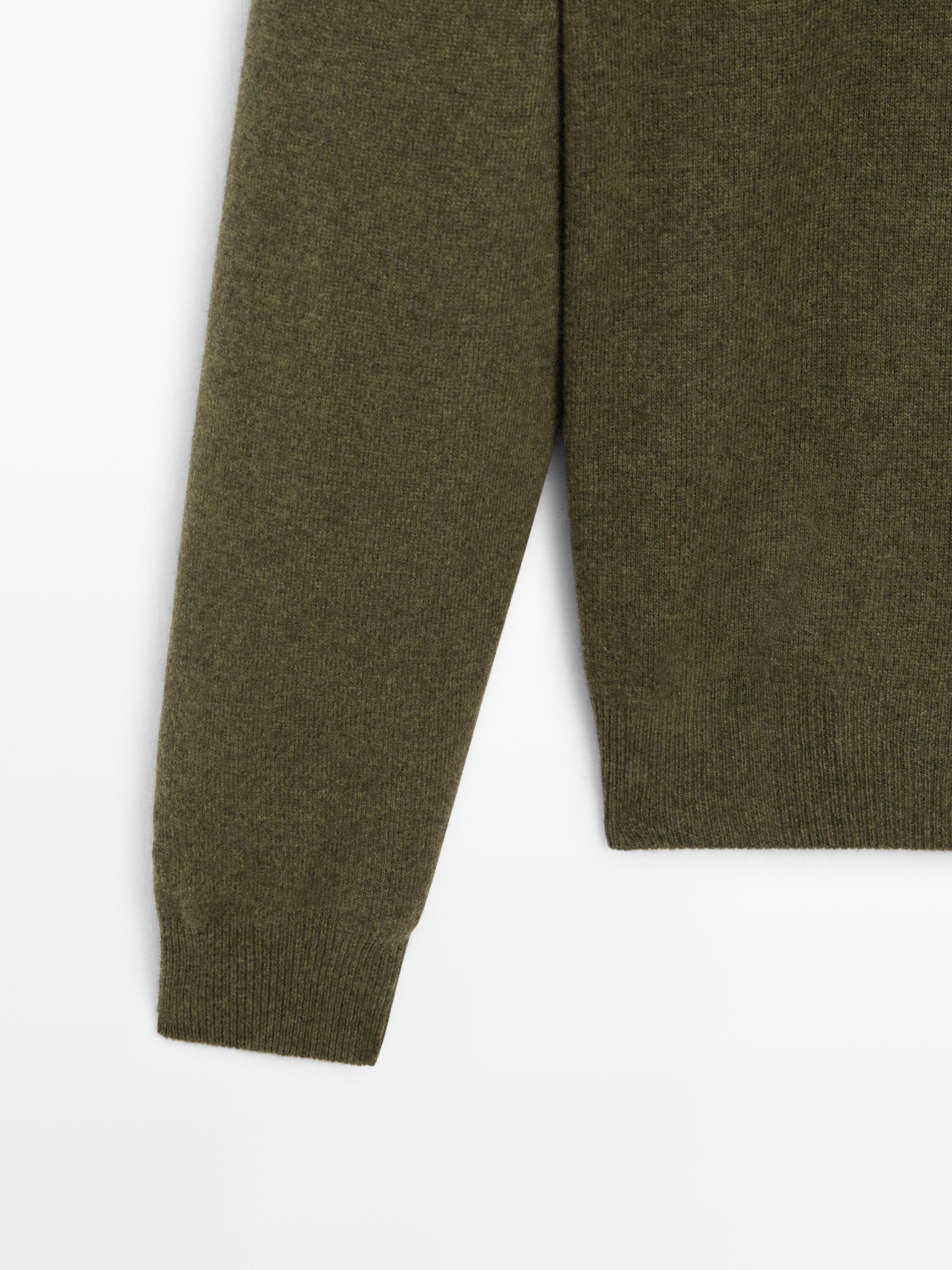 100% wool knit sweater