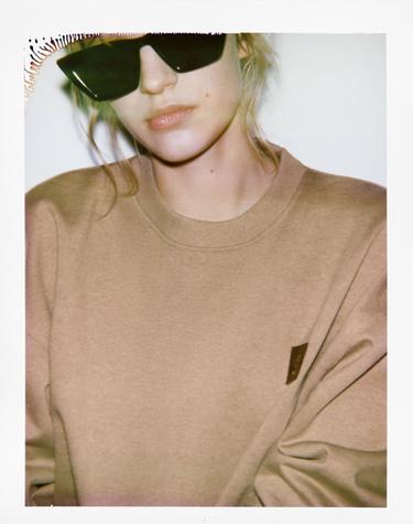 PATCH SWEATSHIRT - camel by Zara