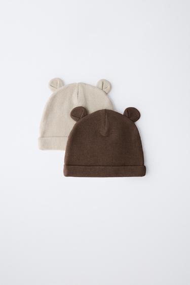LOT DE DEUX BONNETS GAUFRÉS OREILLES - Écru / Marron de Zara
