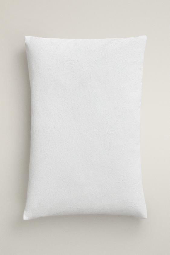 PROTECTOR DE ALMOHADA IMPERMEABLE ALGODÓN RIZO - Blanco de Zara - Imagen 0