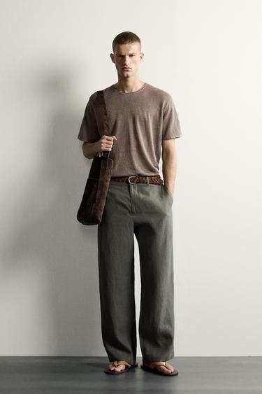 ТРИКОТАЖНАЯ ФУТБОЛКА RELAXED FIT ИЗ 100% ЛЬНА — СЕРОВАТО-КОРИЧНЕВЫЙ от Zara