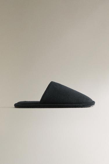 TERRY BATHROOM SLIPPERS - Black by Zara