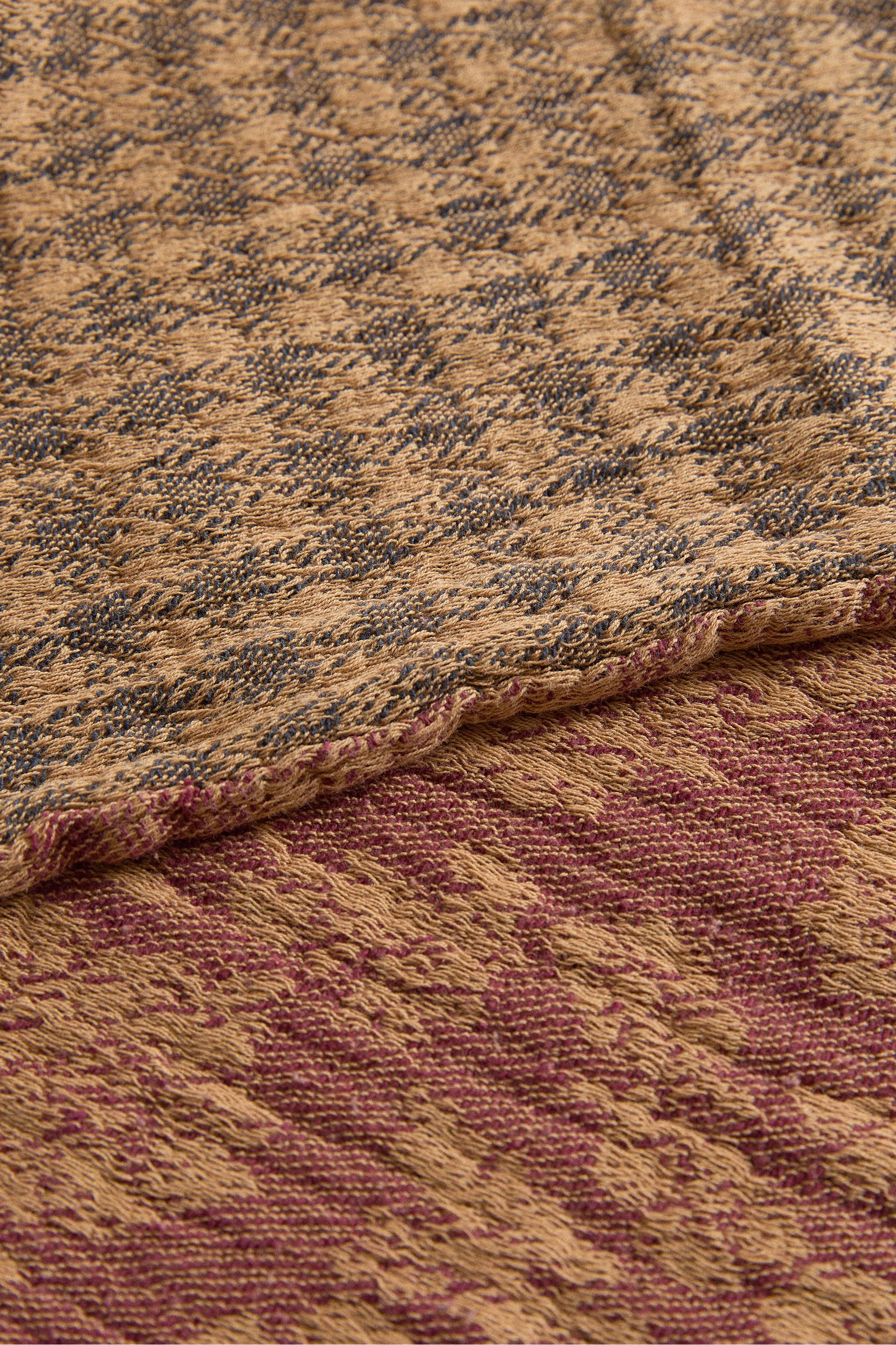 CHIFFON JACQUARD BATH TOWEL