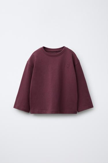 CAMISETA BÁSICA CORAZÓN BORDADO - Burgundy de Zara