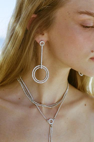 BRINCOS COM APLICAÇÃO DE JOIAS - Prata da Zara