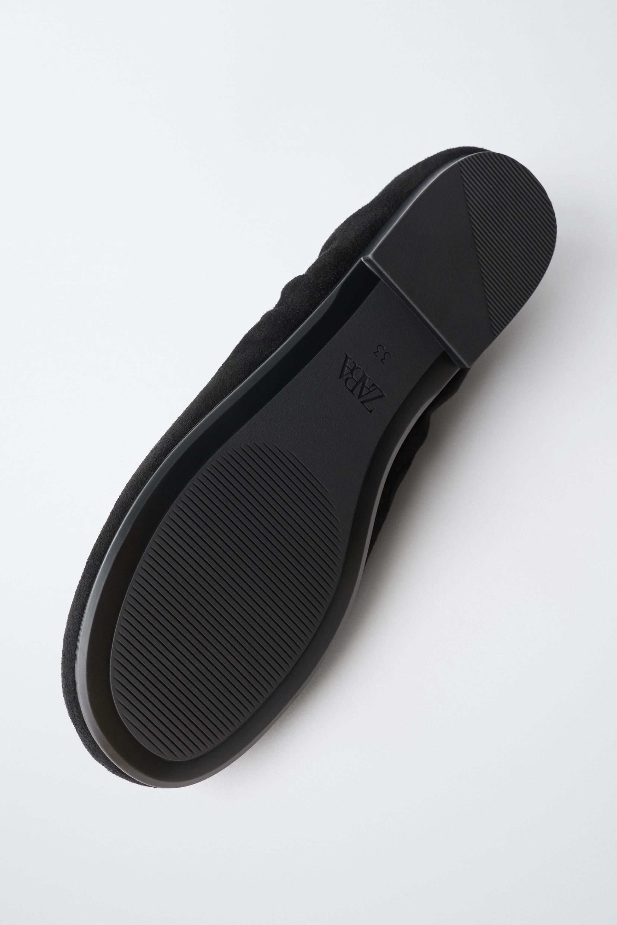 GATHERED LEATHER BALLET FLATS