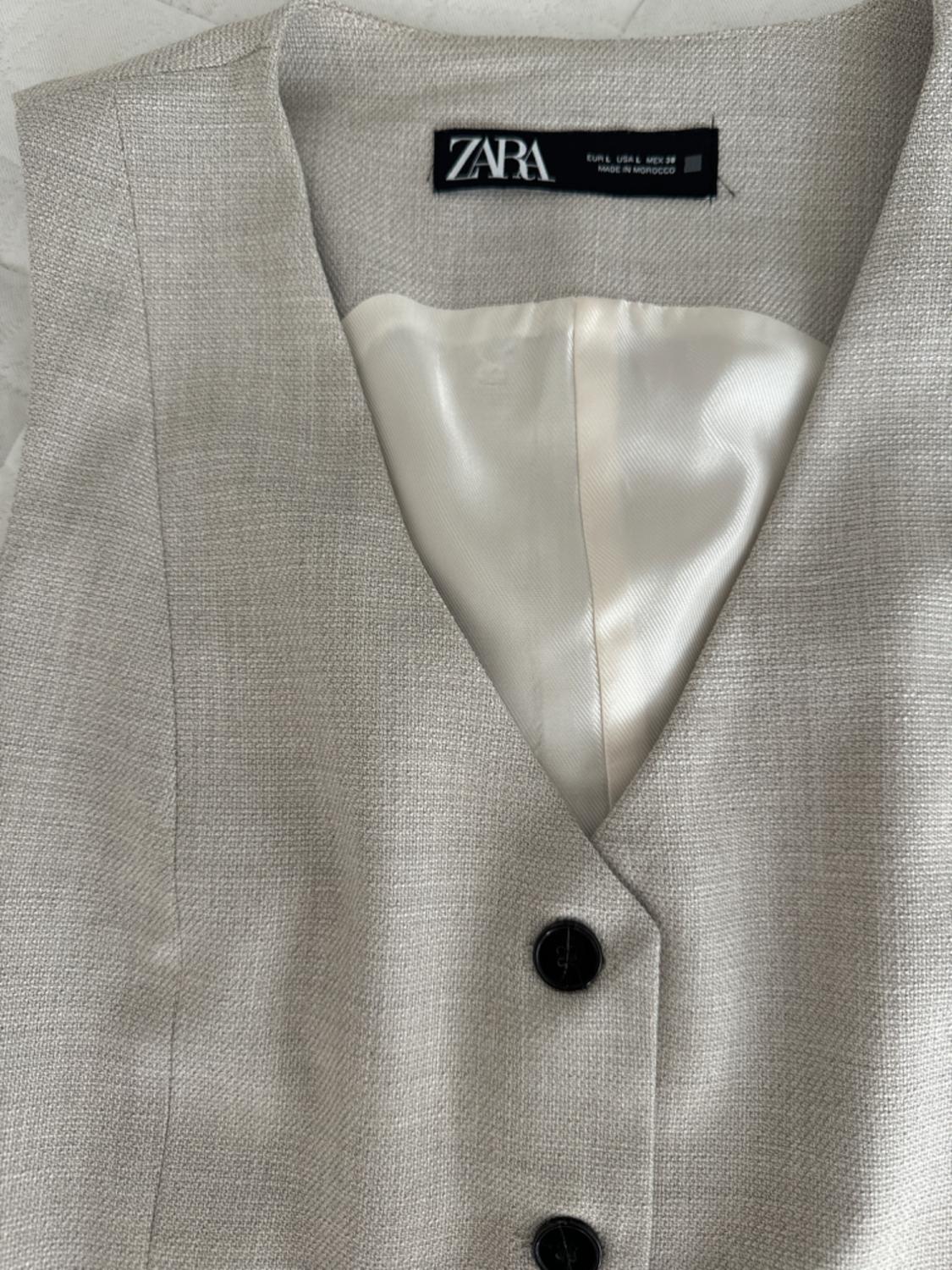 TAILORED SHORT WAISTCOAT - Image 3