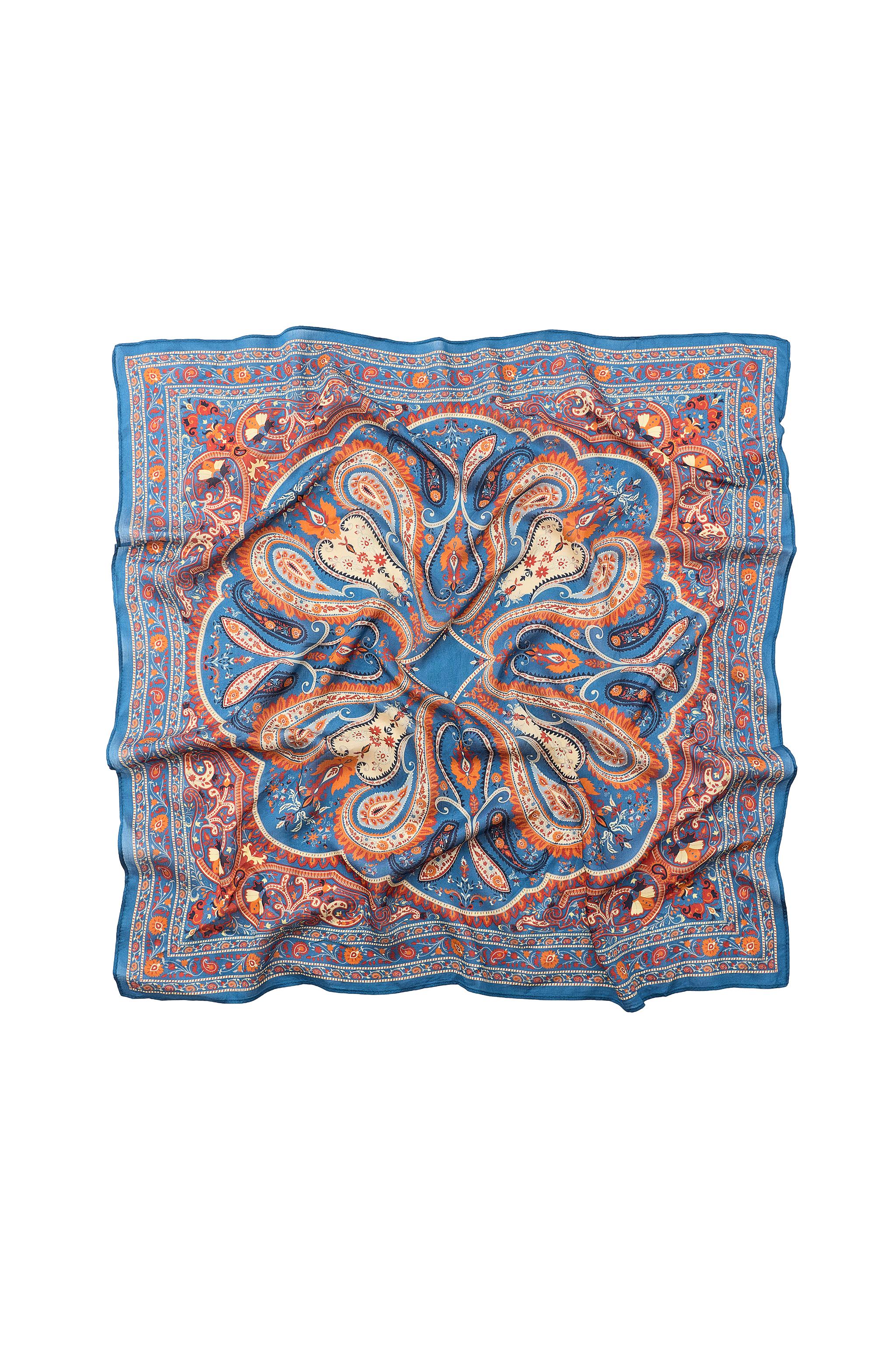 PAÑUELO CON SEDA ESTAMPADO PAISLEY