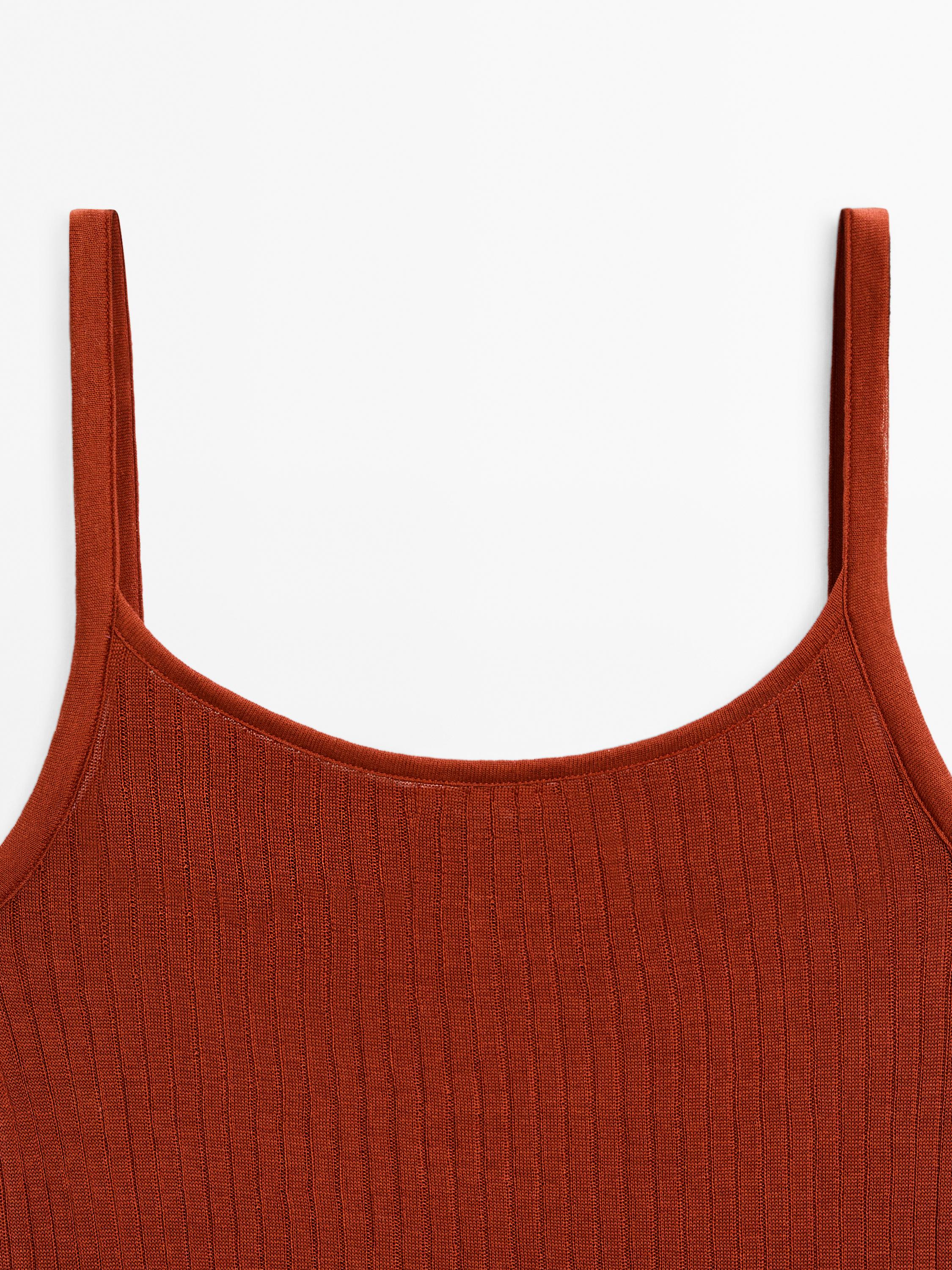 Ribbed crop top