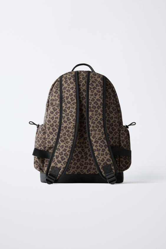 animal print nike backpack [NIKE] CAMINAL ELEMENTAL (21L) FB2834-010 Black/Black/White, black/black/white, 21L Padded and adjustable shoulder straps let you customize your fit for comfortable all Backpack Nike Cheetahs Cheetah Nike