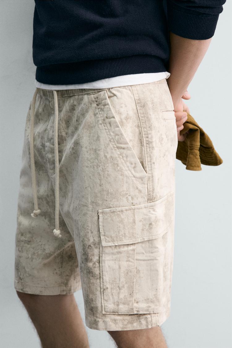 Pantalones cortos cargo tipo bermuda de corte relajado y color desgastado 6