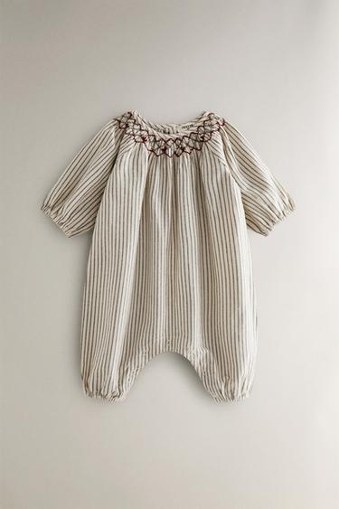 Zaras RANDIG JULIG SPARKDRÄKT MED RYNKNING - Benvit - Bild 0