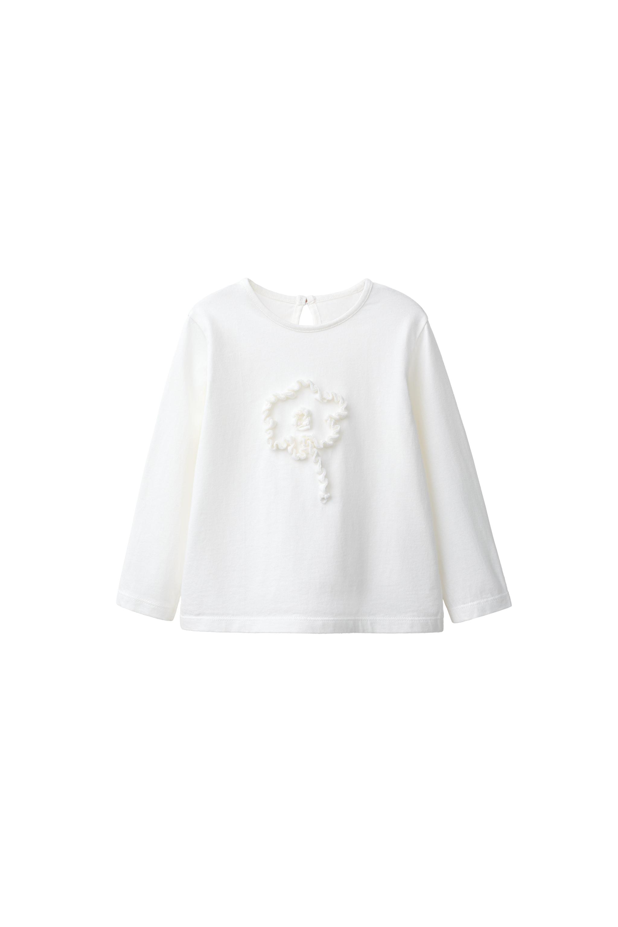 FLORAL APPLIQUÉ T-SHIRT — Light ecru