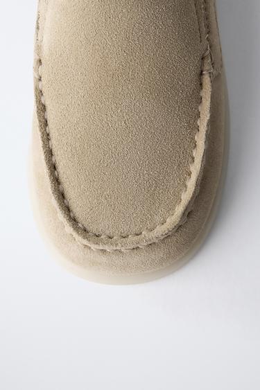 BATEAU EN CUIR - Marron sable de Zara - Image 5