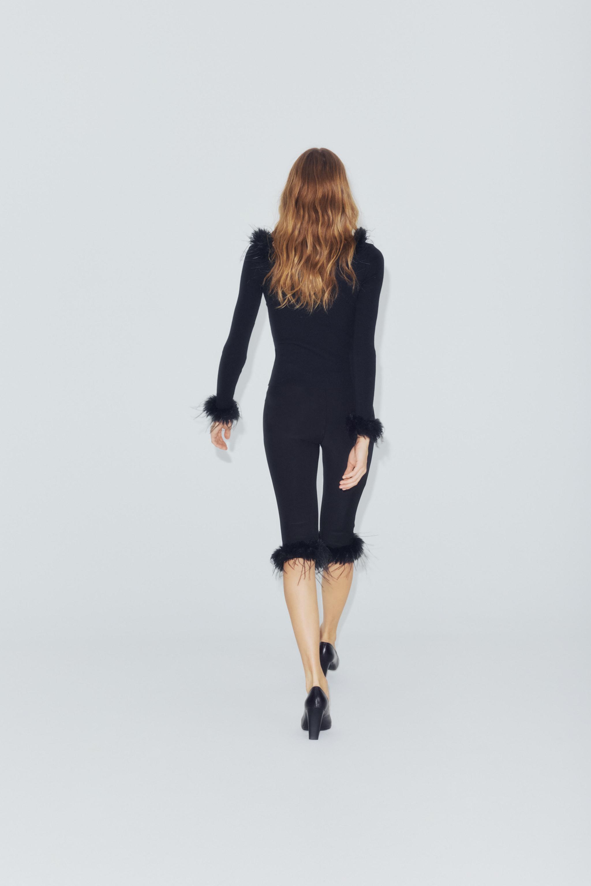 FAUX FUR EFFECT COMBINED CAPRI PANTS