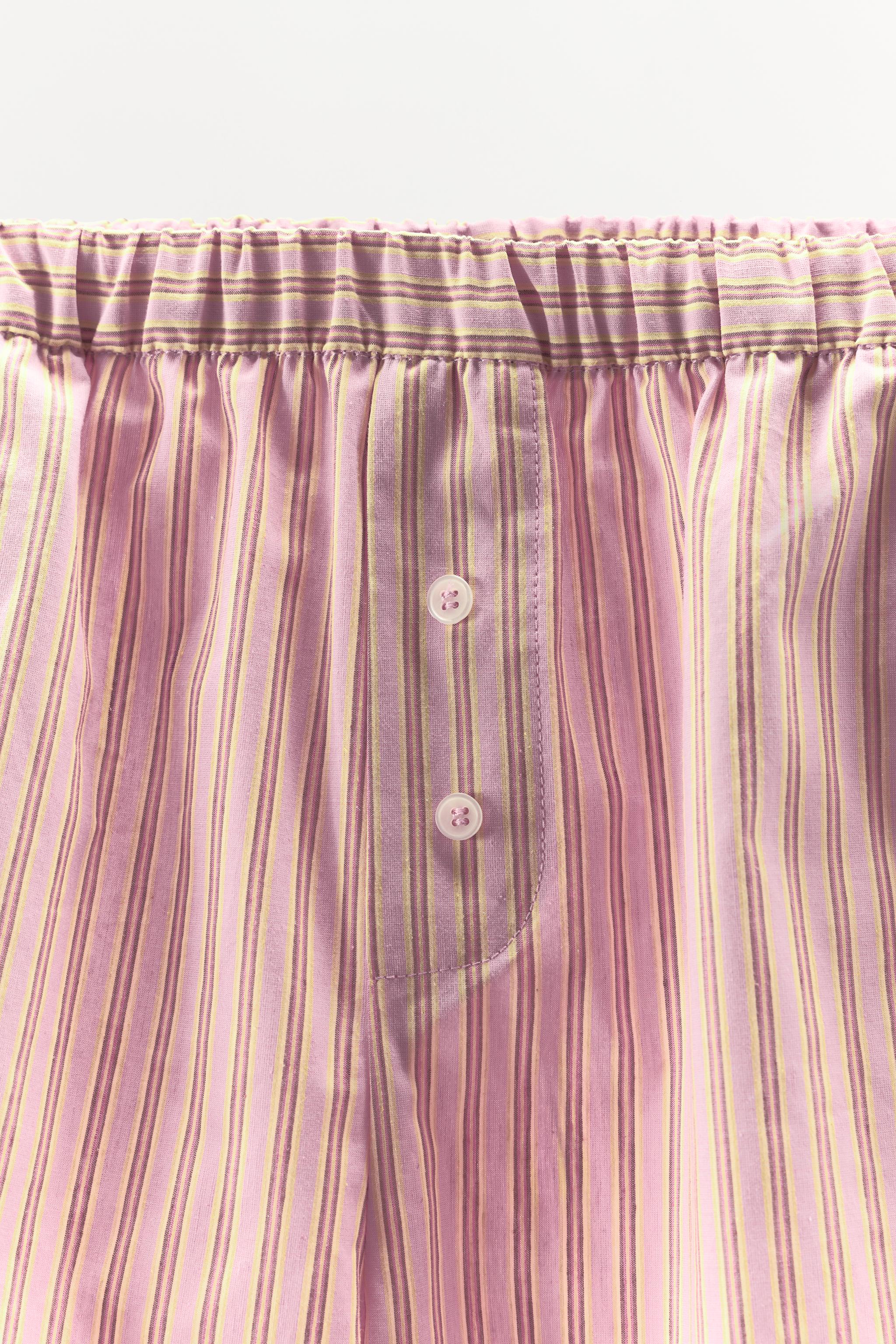 SHORT À RAYURES AVEC COTON