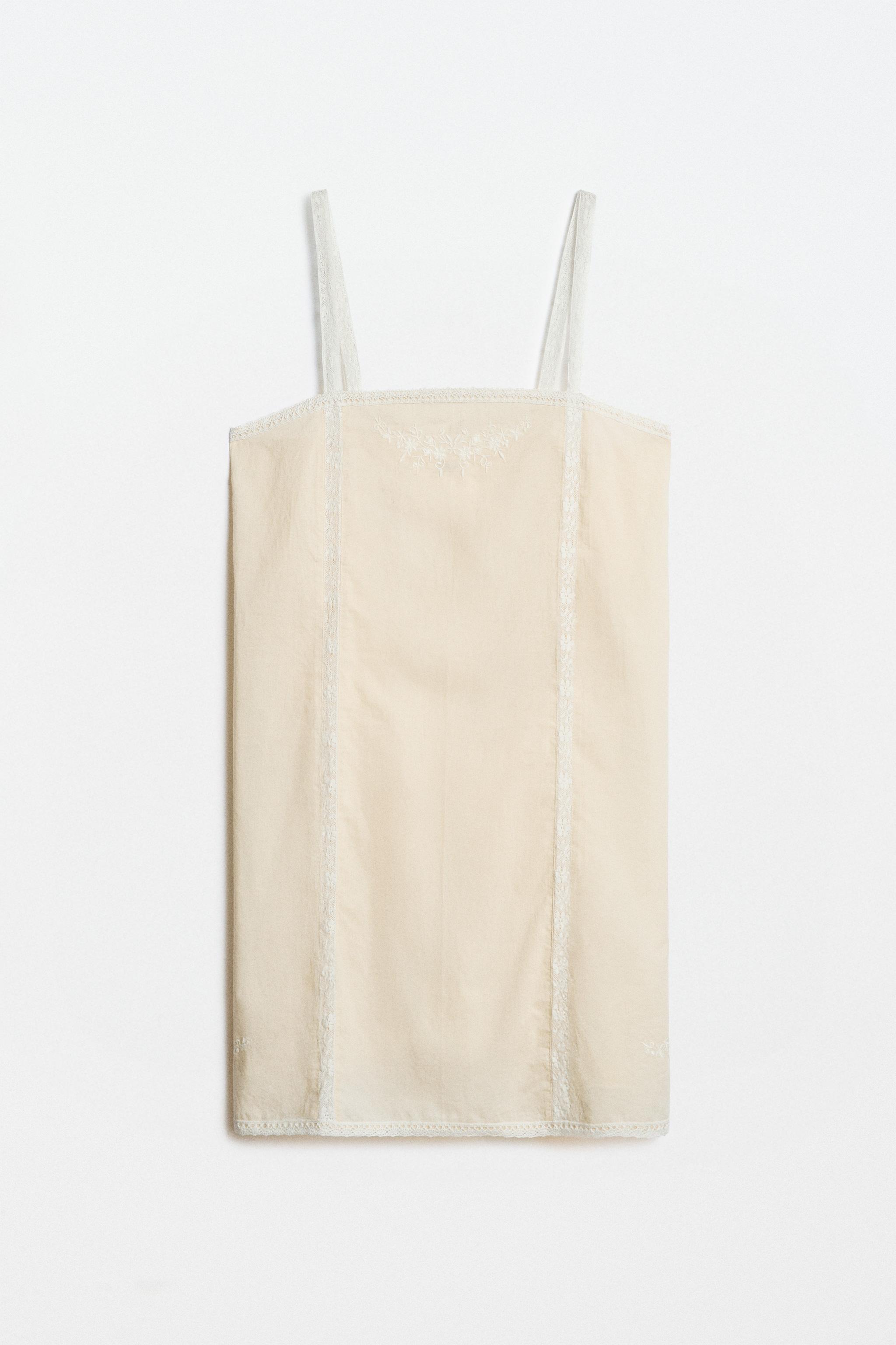 LACE EMBROIDERED COTTON NIGHTGOWN