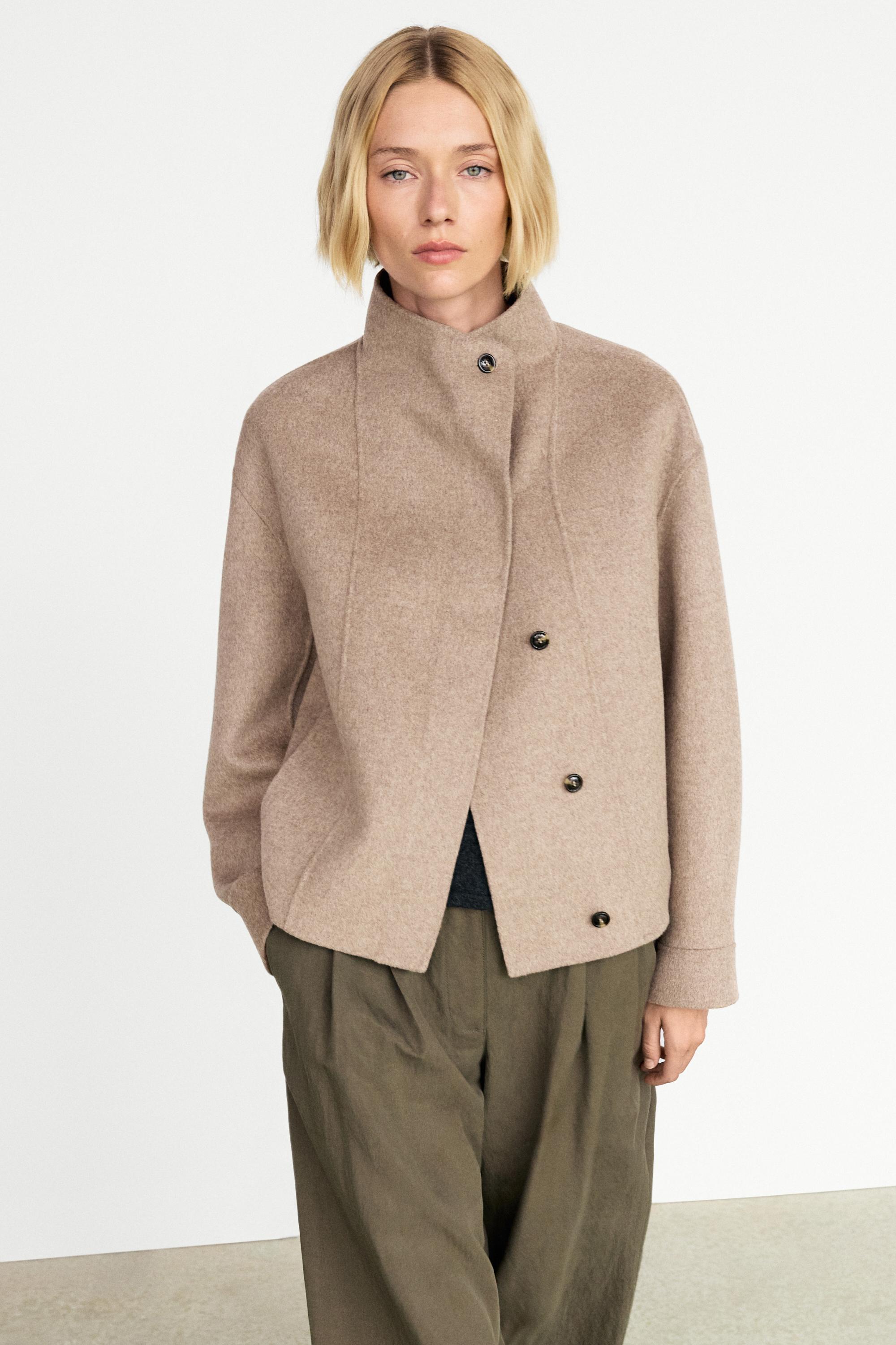 Short wool-blend jacket — 211