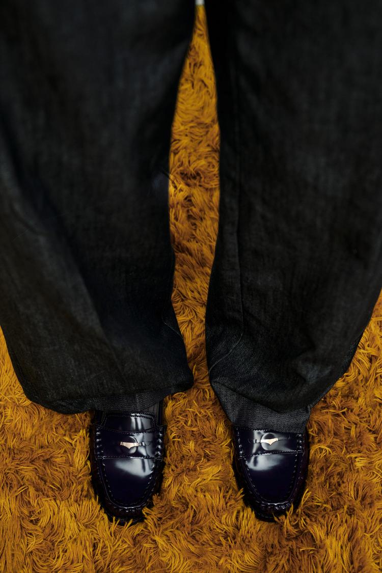 ギャザー＆メタルディテール入りローファー - ブルー | ZARA Japan / 日本 