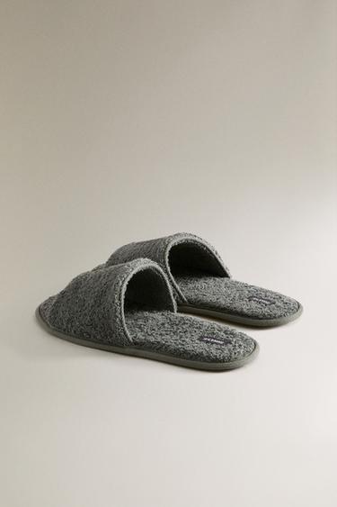 OPEN TERRY BATHROOM SLIPPERS - Khaki Green by Zara