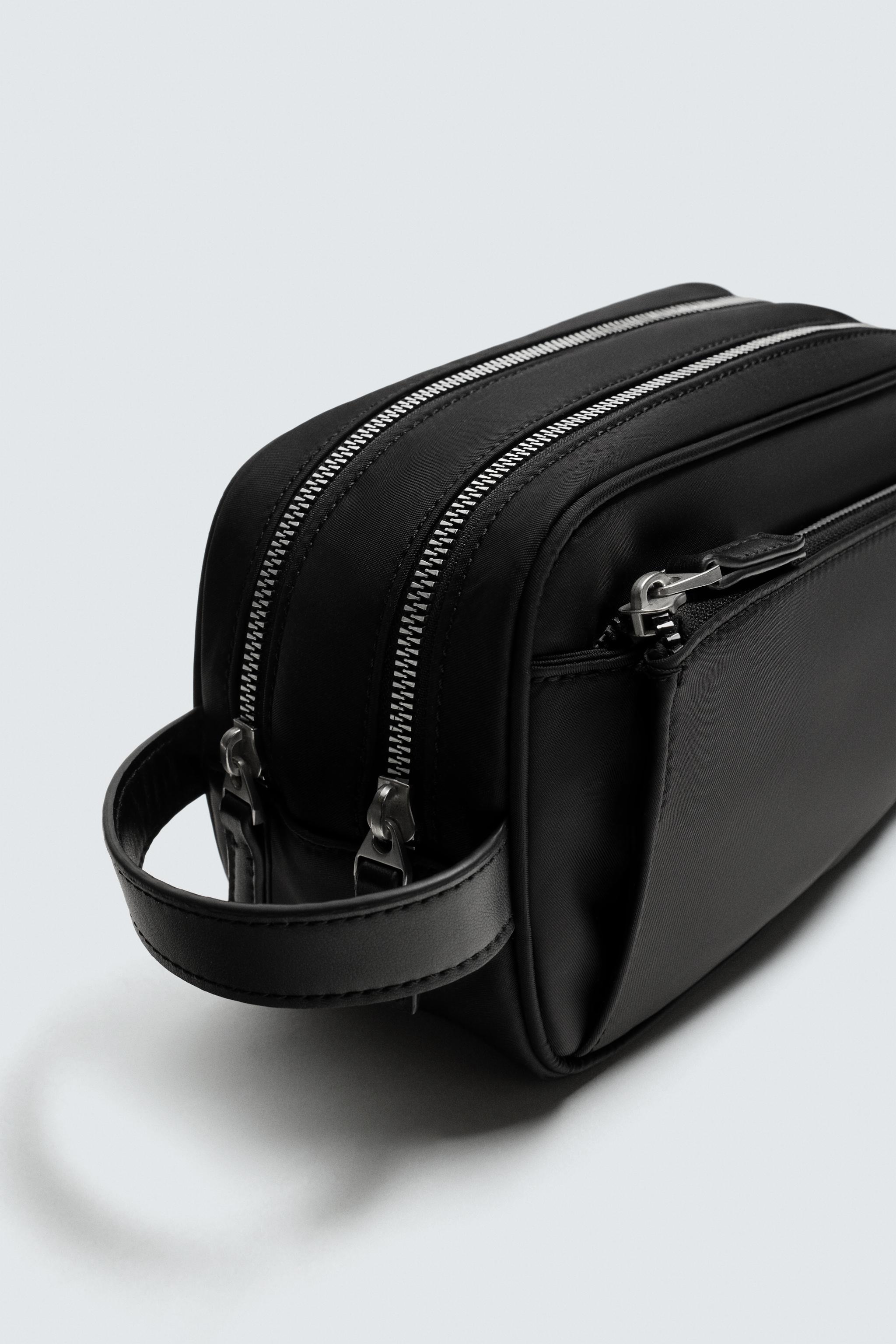 TROUSSE DE TOILETTE EN NYLON