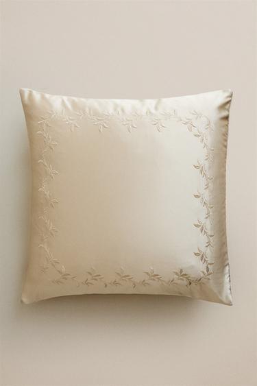 LEAF PRINT SATEEN CUSHION COVER — Cava 1