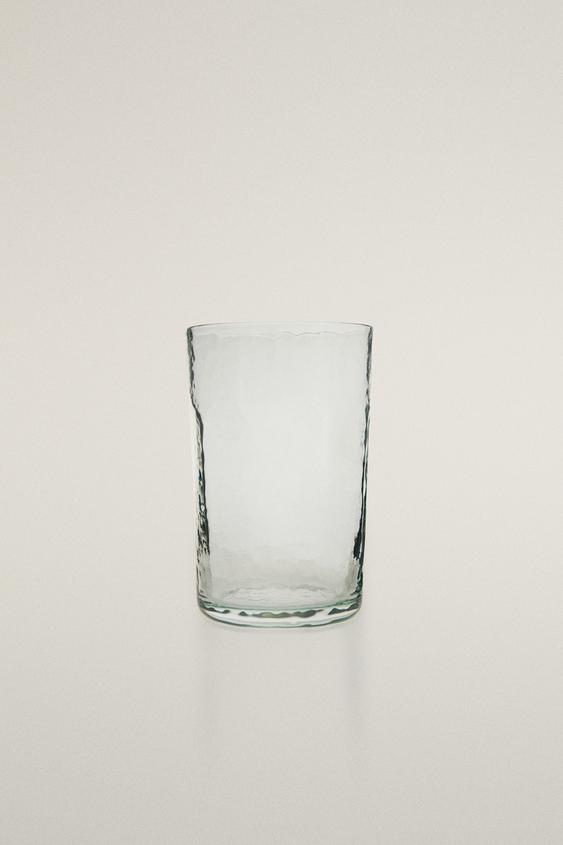 COPO DE VIDRO PARA REFRESCO MARTELADO - Transparente da Zara - Imagem 0