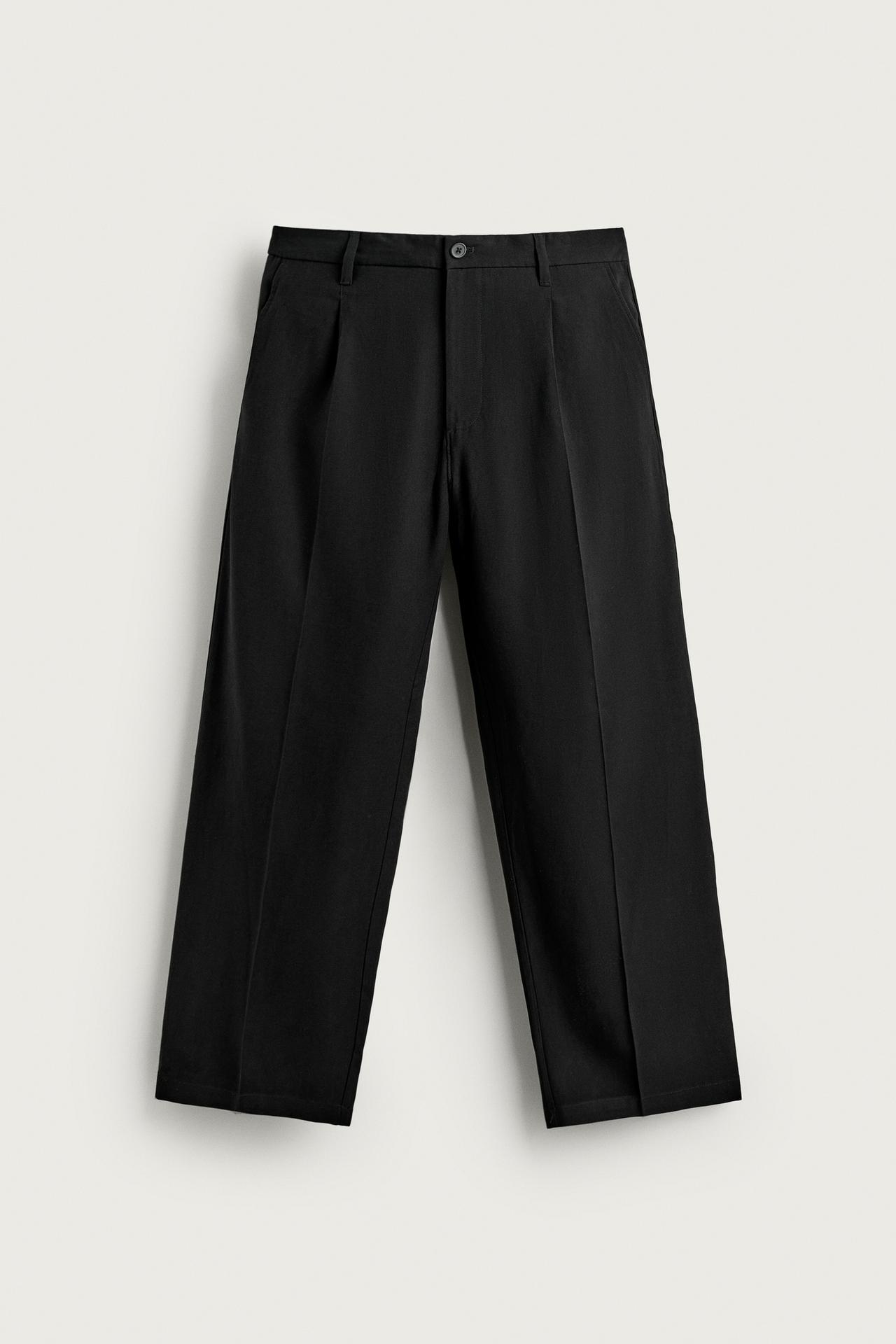 FLOWY RELAXED FIT PLEATED PANTS — Black