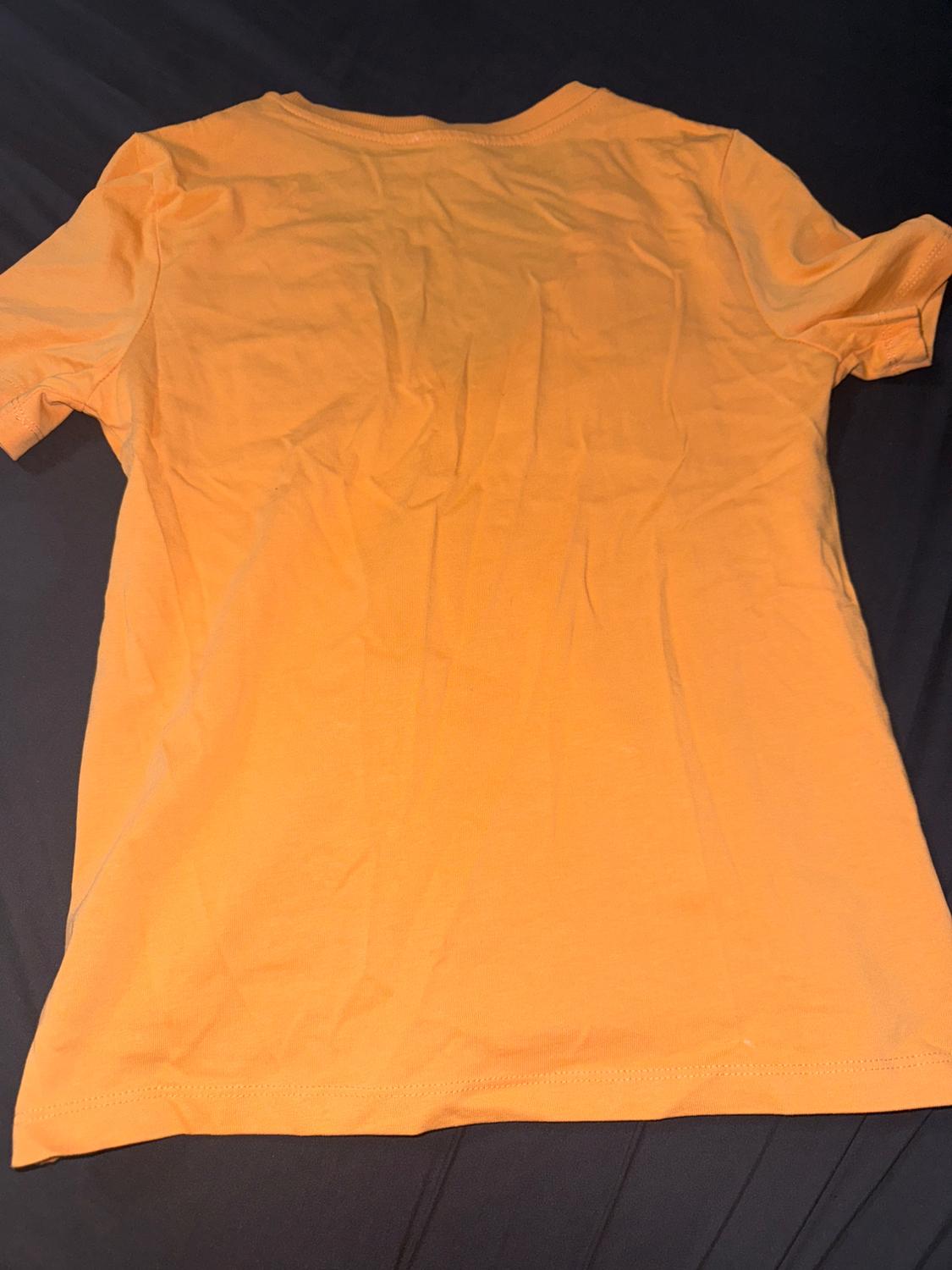 BASIC V-NECK T-SHIRT - Image 3