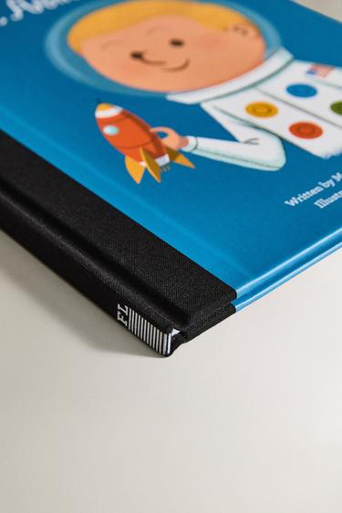 LIVRE POUR ENFANTS. NEIL ARMSTRONG (ANGLAIS) - Multicolore de Zara - Image 1