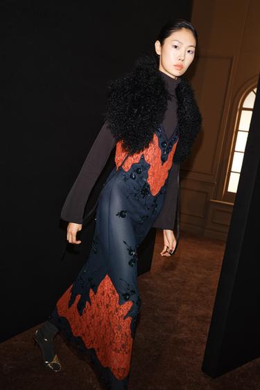 VESTIDO PLUMETI ENCAJE ABALORIOS - Marino de Zara