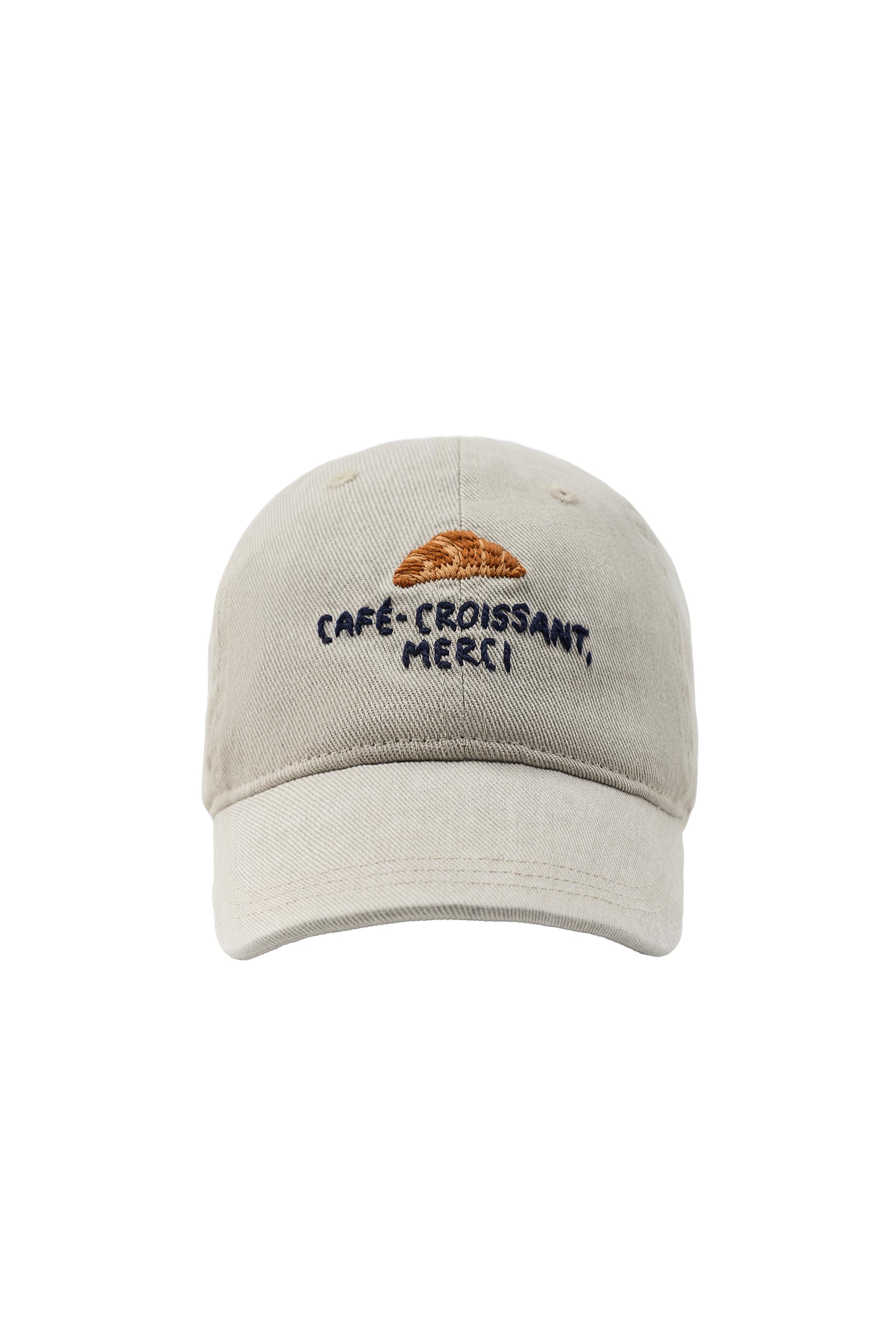 GORRA SARGA BORDADO CROISSANT