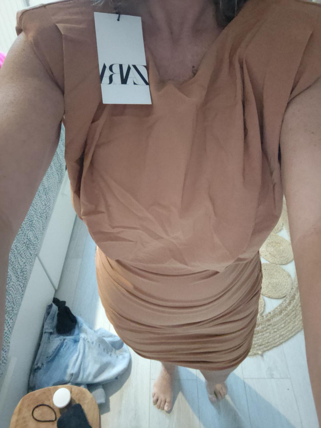 DRAPED DRESS WITH SHOULDER PADS - Image 4