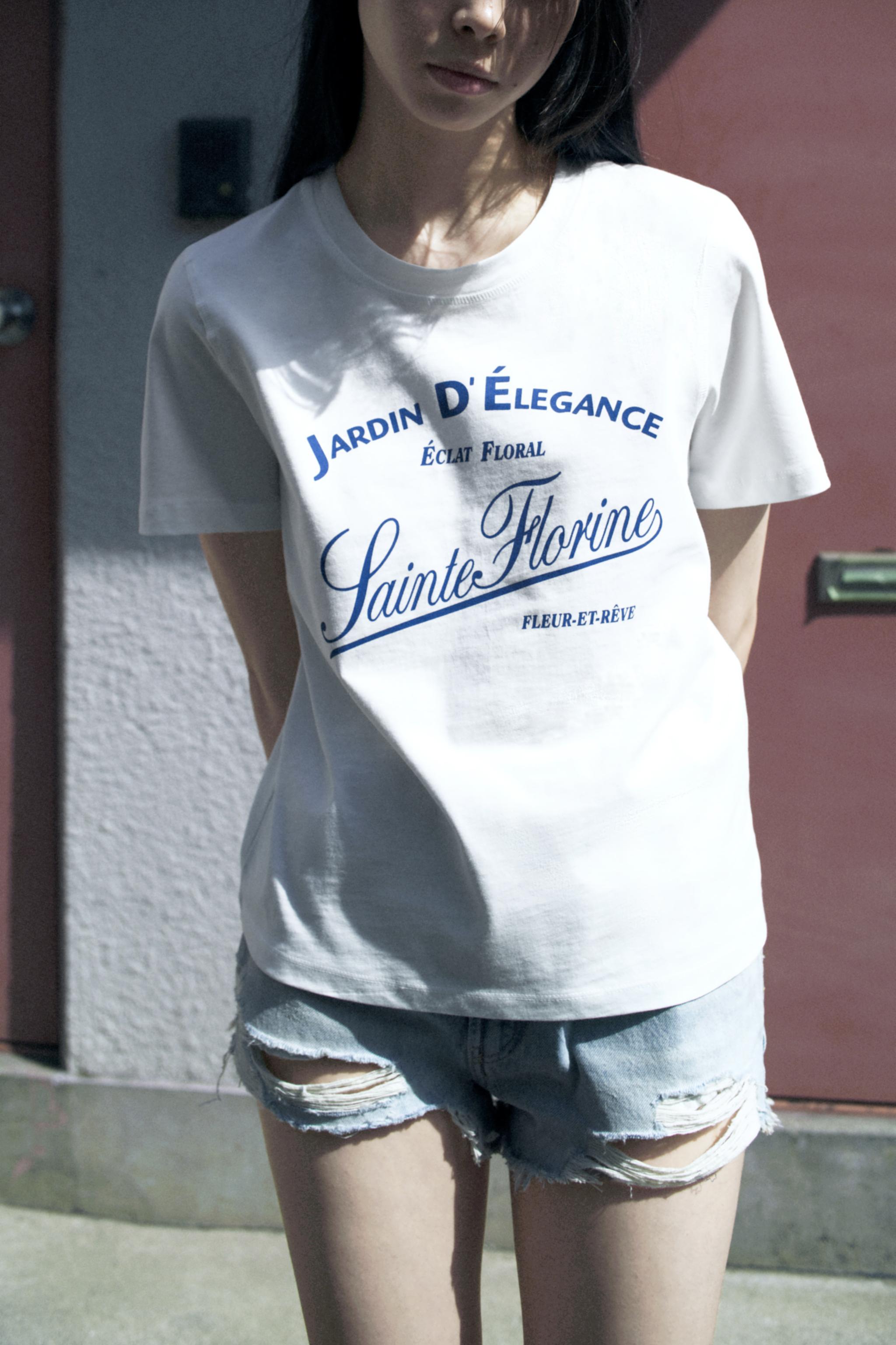 スペイン発送 ZARA コントラストテキストTシャツ 新作カジュアル スペイン発送 ZARA テキスト入りコントラストリブTシャツ 新作