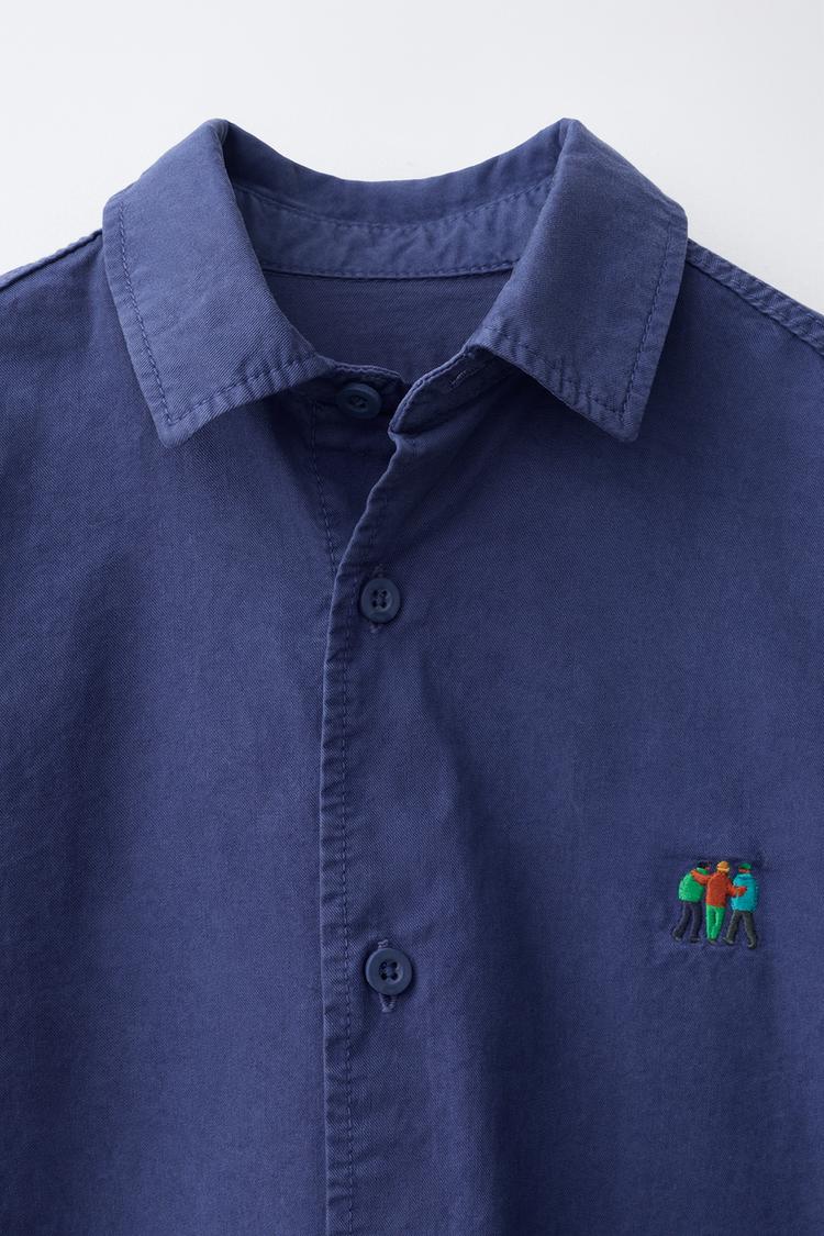 CAMISA CON DETALLE BORDADO 3
