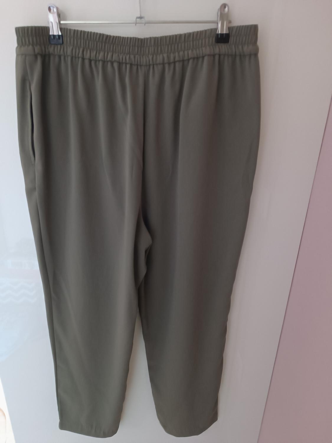 FLOWING CROPPED TROUSERS - Image 4
