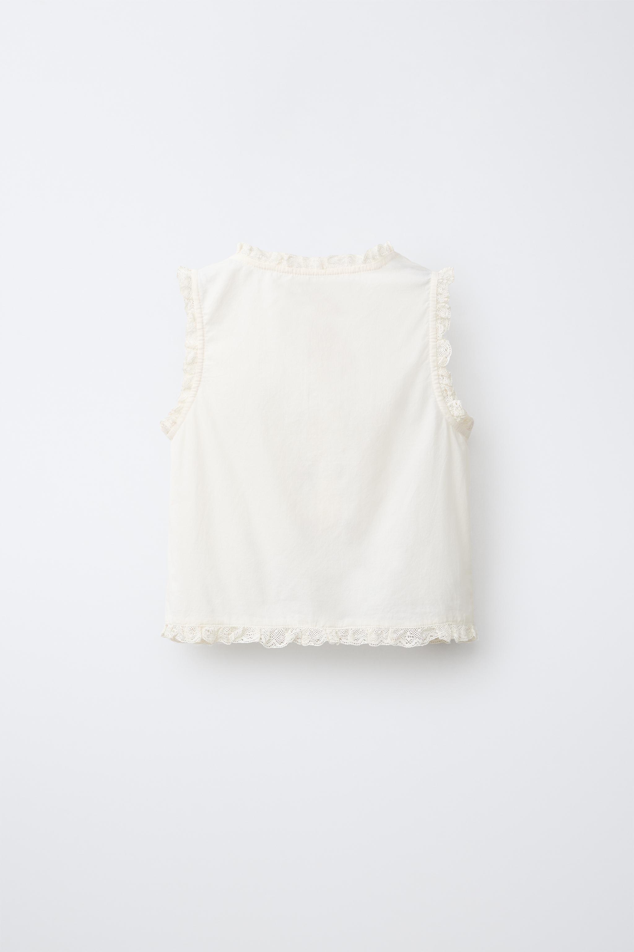 BLOUSE BRODERIES ET DENTELLE