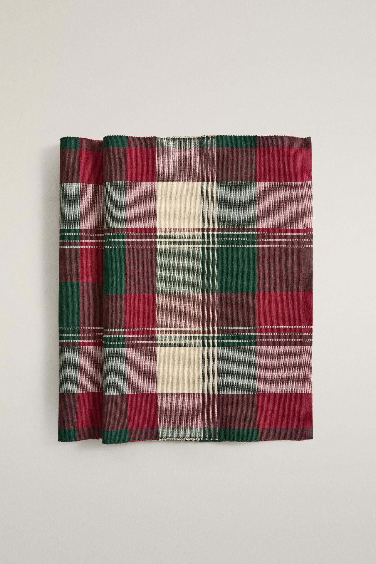 CHRISTMAS CHECK COTTON PLACEMAT (PACK OF 2) — Red