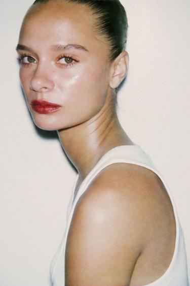 STAIN QUEEN LIP STAIN & BALM - RED THRONE by Zara